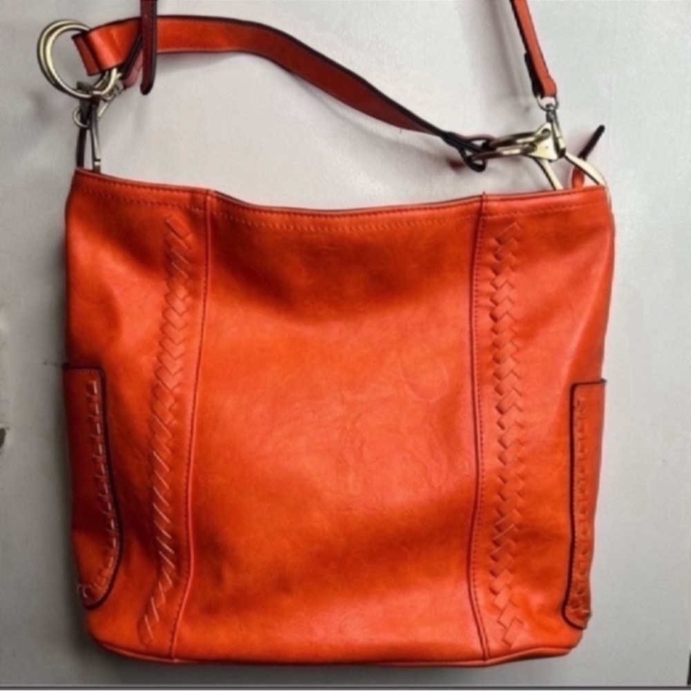 Large real Leather convertible Crossbody/Shoulder Bag Orange,great condition